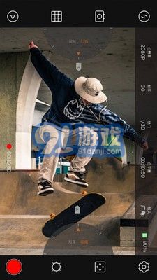 4K專業(yè)攝像機(jī)2