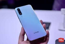 vivo Z5屏幕材质了解vivo独家显示技术