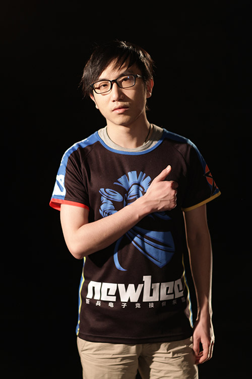 NewBee戰(zhàn)隊(duì)TI4定妝照