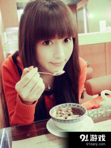 image.php?url=0AWBEX04