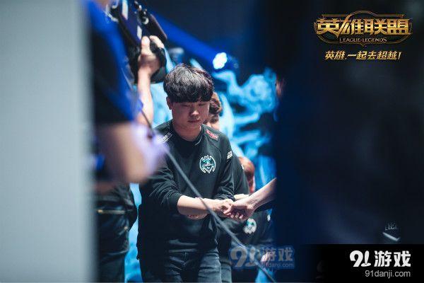 LOL2017全球总决赛八强赛LZ vs SSG比赛视频直播 八强淘汰赛10月19日LZ vs SSG视频重播回放