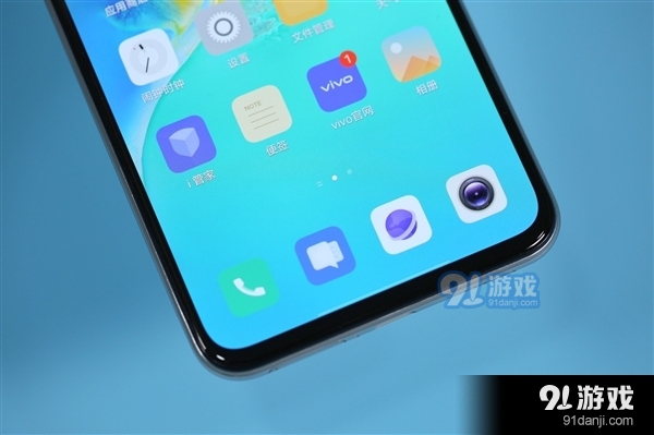 170g最轻薄5G手机 vivo S7月光白开箱图赏